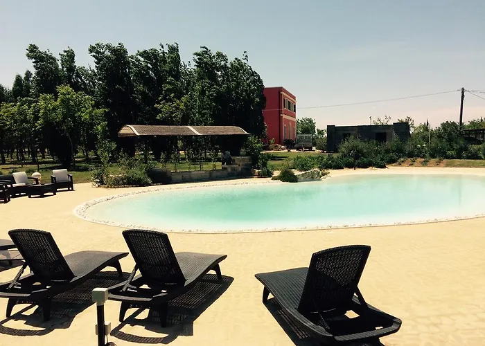 Tenuta Monaci La Murra 4* Carmiano (Apulia)