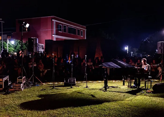 Tenuta Monaci La Murra 4* Carmiano (Apulia)