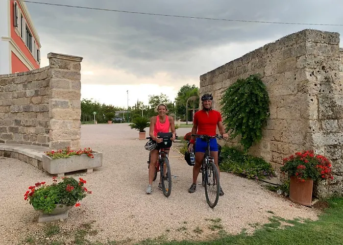 Frühstückspension Tenuta Monaci La Murra 4*