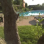 Tenuta Monaci La Murra Couette-café 4*
