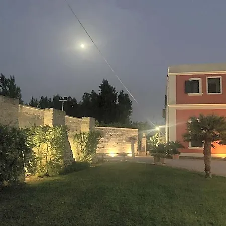 Tenuta Monaci La Murra Carmiano (Apulia)