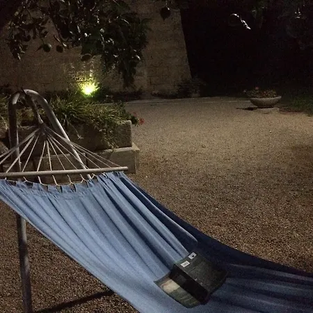 Alojamento de Acomodação e Pequeno-almoço Tenuta Monaci La Murra 4*