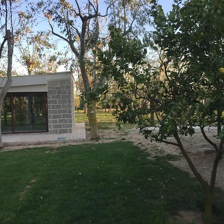 Alojamento de Acomodação e Pequeno-almoço Tenuta Monaci La Murra *