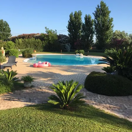 Tenuta Monaci La Murra Bed & Breakfast 4*