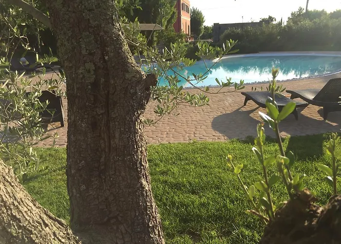 Tenuta Monaci La Murra Bed & Breakfast 4*